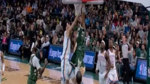 詹姆斯强调：竞技是48分钟精细对决，罚球失利不应过度忧虑